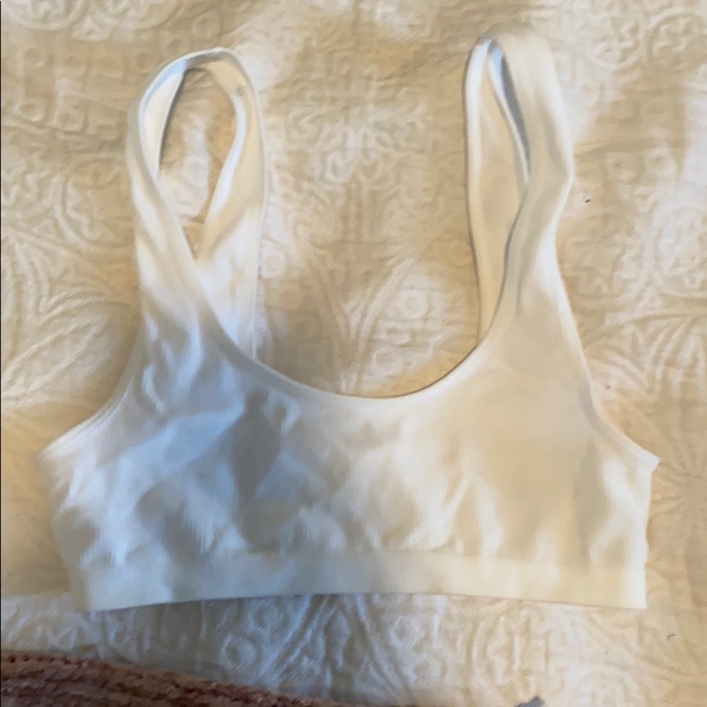 Colsie sports bra